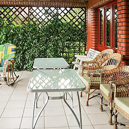 5 Bedroom Stunning Home In Boreczno