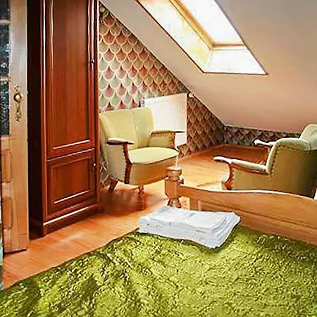 5 Bedroom Stunning Home In Boreczno Vakantiehuis *