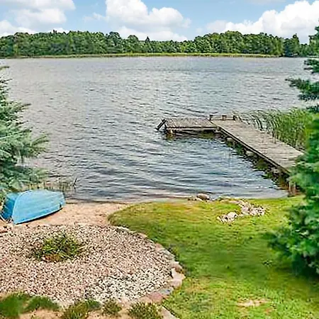 Vakantiehuis 5 Bedroom Stunning Home In Boreczno Boreczno