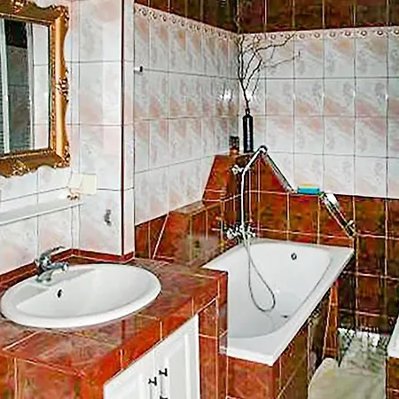 5 Bedroom Stunning Home In Boreczno Vakantiehuis